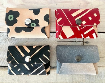 Cartera de cuero pintada a mano, tarjeta de crédito o estuche para tarjetas de visita