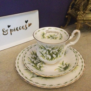 January trio, 3 piece set Flower of The Month, Royal Albert