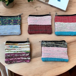 Chindi Rug Zipper Wallet Boho e exclusivo com listras coloridas e linhas, lindos acessórios femininos e meninas para uso diário, presente para ela