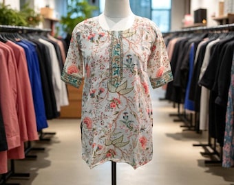 Handgemaakte katoenen Kurti-katoen met blokprint: bohotuniek met vogels en bloemen