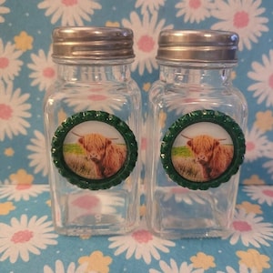 Highland Cow Glass Salt & Pepper Shaker Set