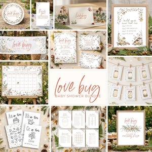 Op de afbeelding: Een collectie baby shower briefpapier en borden met een bosthema, voorzien van illustraties van paddenstoelen, varens en insecten. De set bevat uitnodigingen, spelletjes, bedankkaartjes en banners met de tekst Love Bug Baby Shower Bundle.