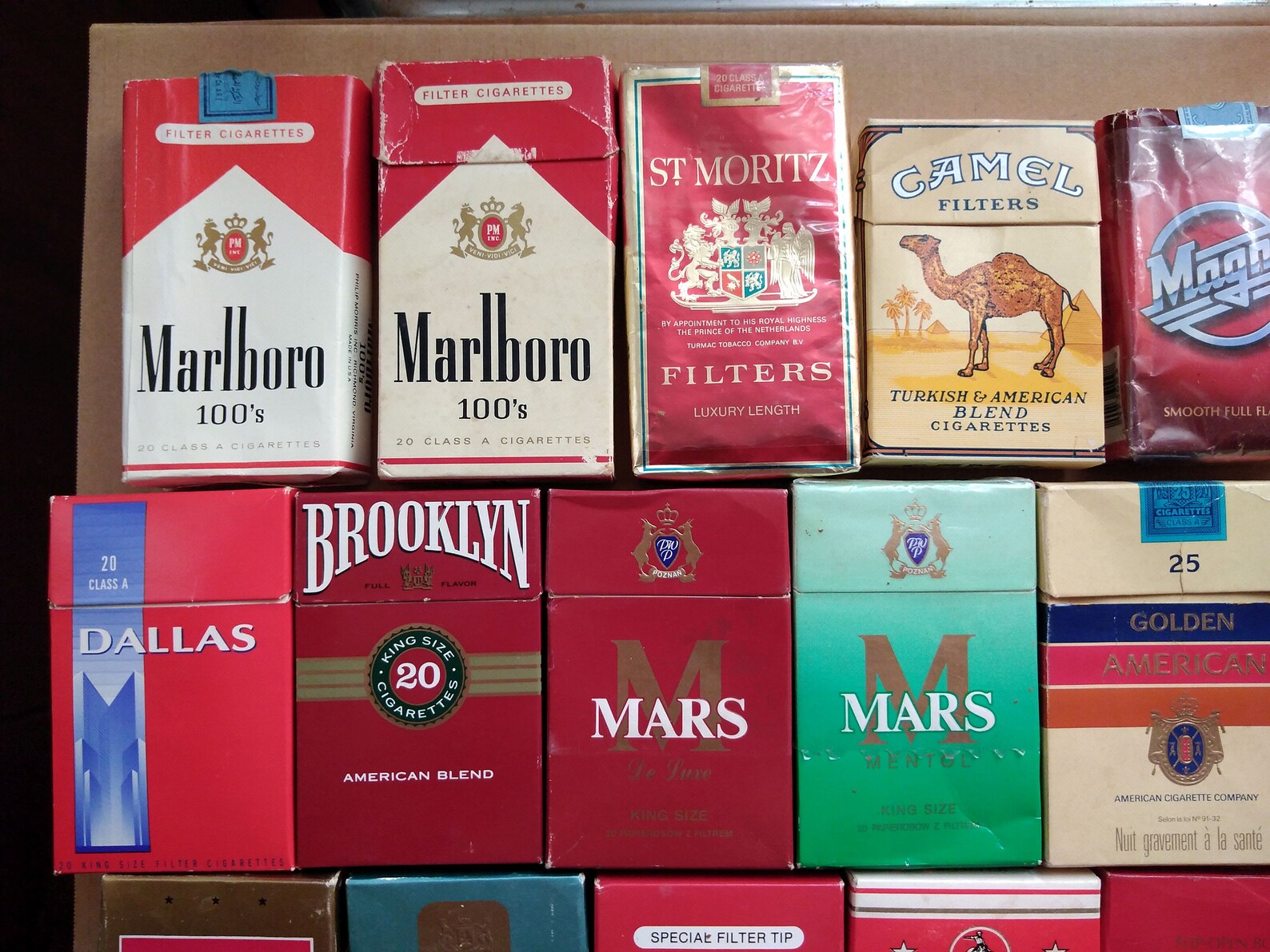 Vtg empty packs of cigarettes 80-90s MARLBORO CAMEL MAGNA ...
How To Draw A Pack Of Cigarettes