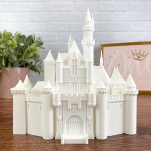 Sleeping Beauty Castle Replica (Non light-up) - Kids Room - 3D Printed - Miniature - Statue - Cake Topper - Disney