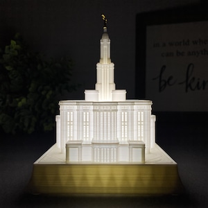 Payson Utah Latter-day Temple Night Light Statue - LDS - The Church of Jesus Christ of Latter-day Saints