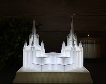 San Diego California Latter-day Temple Night Light Statue - LDS - The Church of Jesus Christ of Latter-day Saints