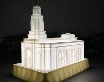 Feather River California Latter-day Temple Night Light Statue - LDS - The Church of Jesus Christ of Latter-day Saints