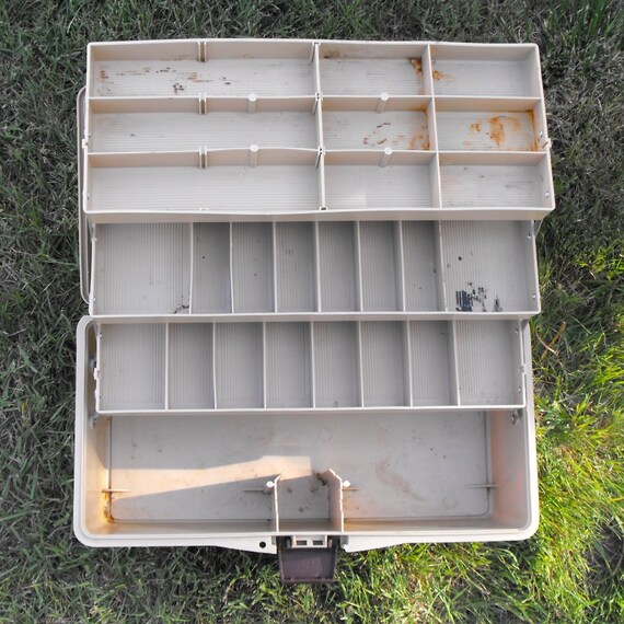 Fenwick 1080 Tackle Box, Optional Contents 3.75 Lb. of Assorted Various  Tackle, Vintage Gear Container With Hinged Lid, 3 Cantilever Trays -   Finland