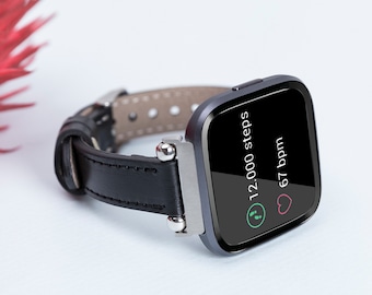 Slim Leather Fitbit Versa 4 Band: Personalized Sense Strap