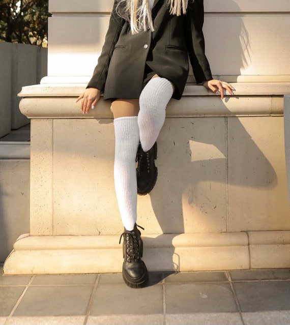 White knee top length tights
