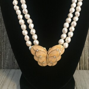 Vintage KJL for AVON Papillion Butterfly Necklace With Faux Pearls 