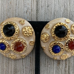 New Old Stock Vintage 1980&#39;s Round Beige Enamel Gripoix Classic Statement Clip Earrings With Multicolored Cabochons