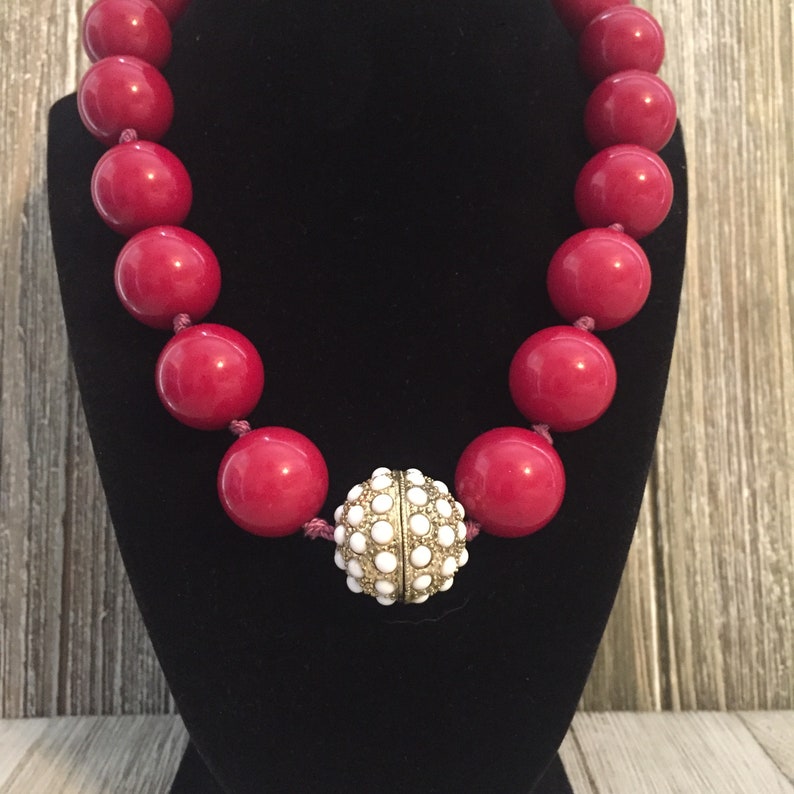 Vintage Red Lucite Statement Necklace With White Beaded Closure