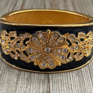 Erstaunliche JOAN RIVERS 1990er Jahre Gold und Schwarz Floral Klapp Armreif Armband mit Strasssteinen