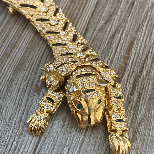 Large 10.23" Articulated Crystal Tiger Brooch – Vintage Gold Tone Rhinestone Pin