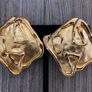 Amazing Vintage 1980&#39;s-90&#39;s Massive Gold Modernist Statement Clip Earrings
