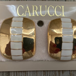 CARUCCI New Old Stock Vintage 1980&#39;s-90&#39;s Gold And Beige Modern Statement Clip Earrings