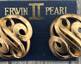 Fabulous ERWIN PEARL 1980's-1990's New Old Stock Matte Gold Modern Swirl Pierced Earrings