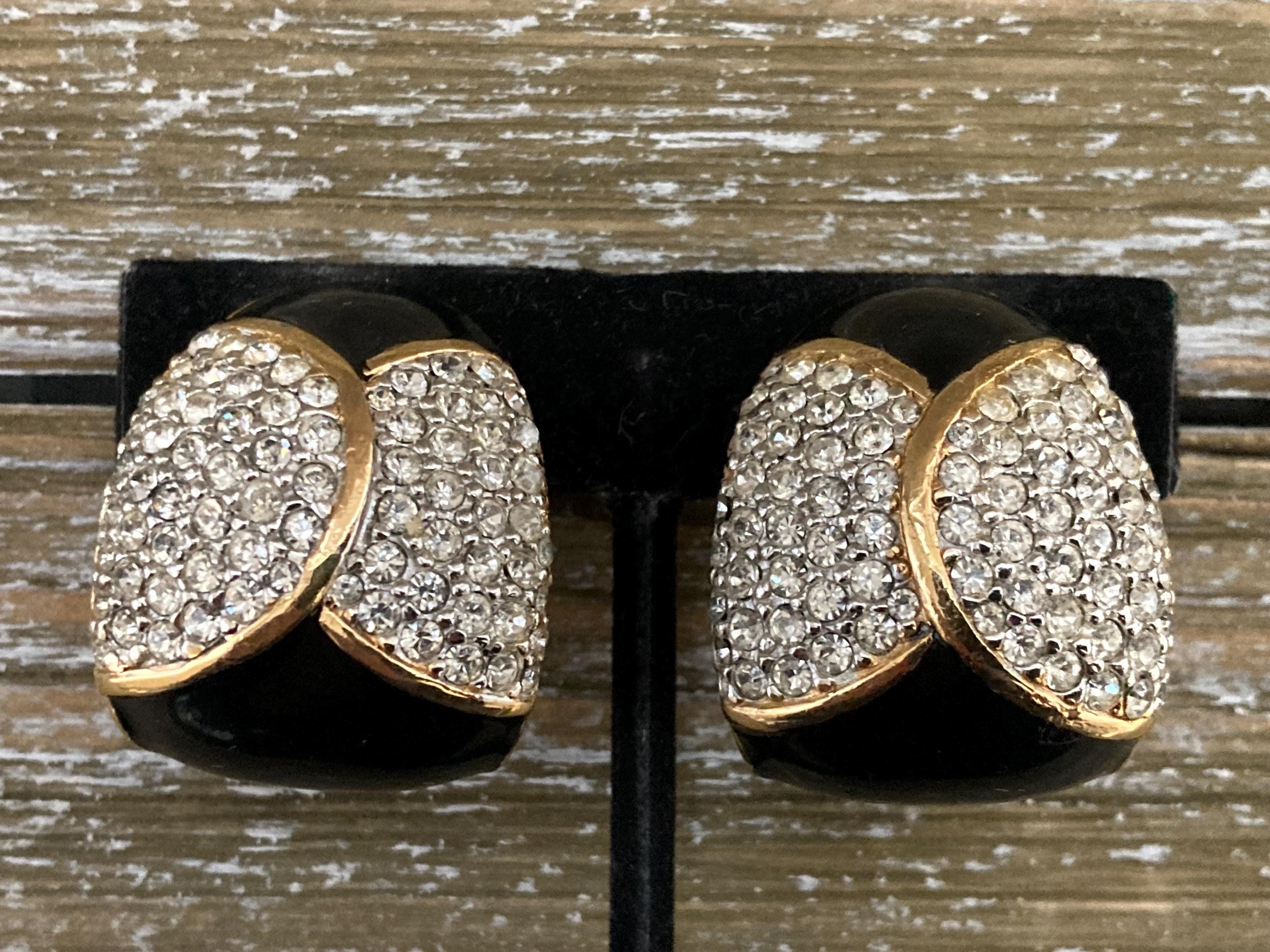 Beautiful CINER Signed Vintage 1980'sgold and Black Classic