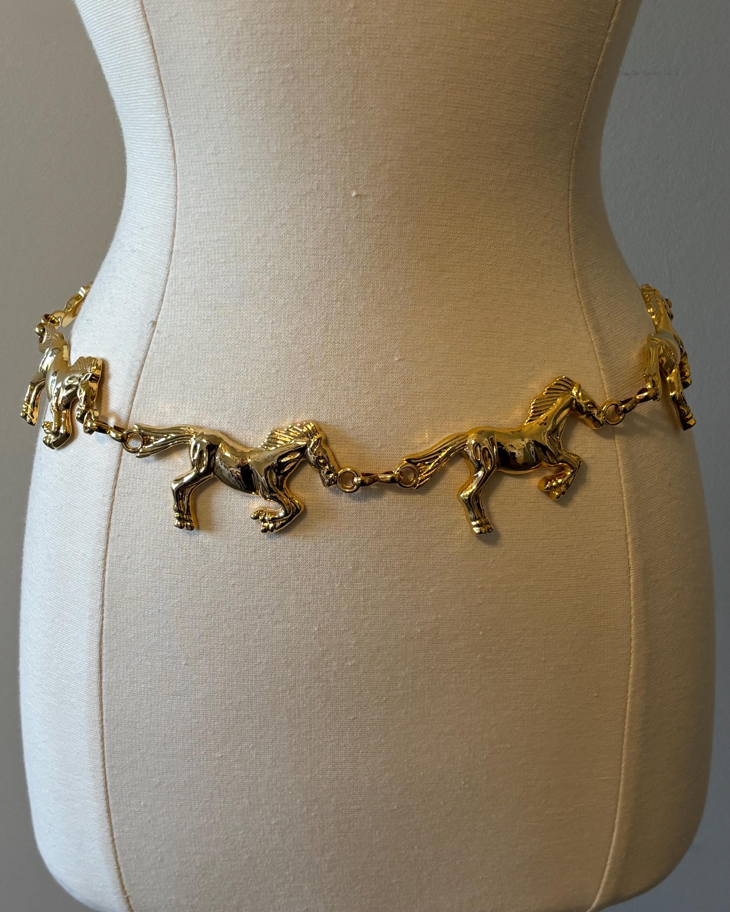 ANNE KLEIN Vintage 1990\'s Gold Horse Shaped Modernist Adjustable Chain Belt Vintage Anne Klein Horse Chain Belt / NOS / Retro / Preppy  main image 3