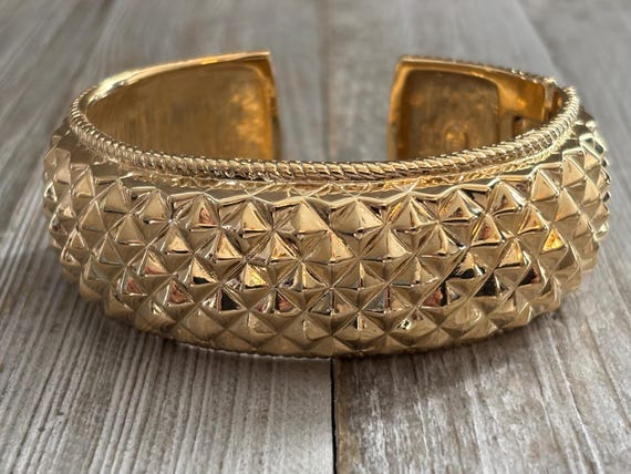 KJL/Kenneth Jay Lane 1990's Signed Modern Gold Hi… - image 1