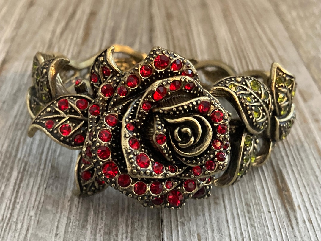 HEIDI DAUS Signed Vintage 1990's Green and Red Rhinestones Rose