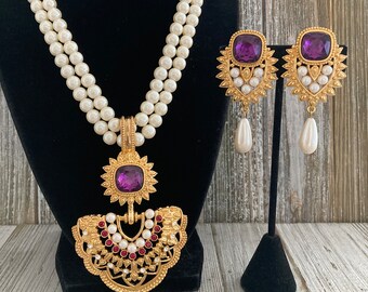 Breathtaking SHAILL JHAVERI For Avon Rare Vintage 1993 Imperial Elegance Collection Classic Moghul Pendant Necklace And Clip Earring Set