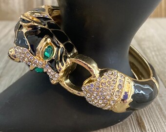 Exquisite Vintage 1980's Black Panther Moghul Hinged Bangle Bracelet With Multicolored Rhinestones