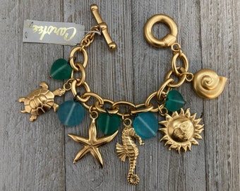 CAROLEE New Old Stock Vintage 1990's Gold And Green Beaded Charm Bracelet