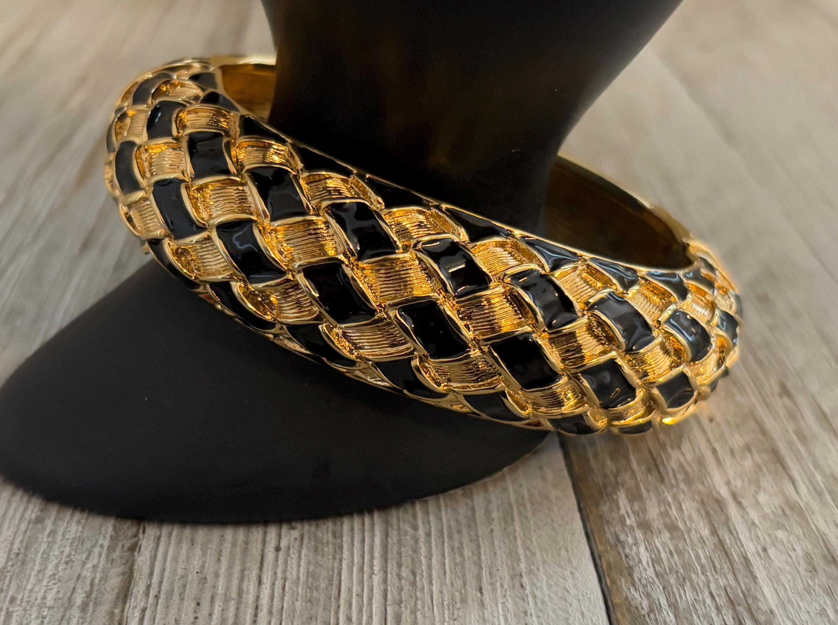 Kenneth Jay Lane KJL Gold Bangle Watch Black Dial Vintage Needs Battery Sm Wrist Kenneth Jay Lane Vintage KJL Chunky Heavy Black Gold Enamel  main image 4
