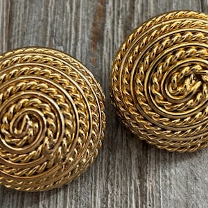 Spectacular Vintage 1980&#39;s-90&#39;s Heavy Round Gold Classic Modern Statement Clip Earrings
