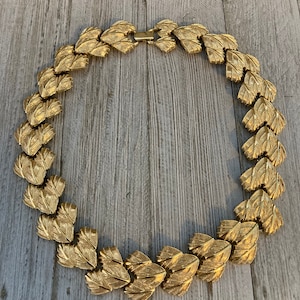 Fabulous NAPIER Vintage 1980&#39;s Chunky Gold Modern Statement Collar Necklace