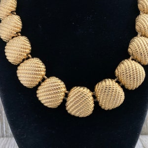 AKII/ Anne Klein Vintage 1990&#39;s Chunky Modern Gold Statement Collar Necklace