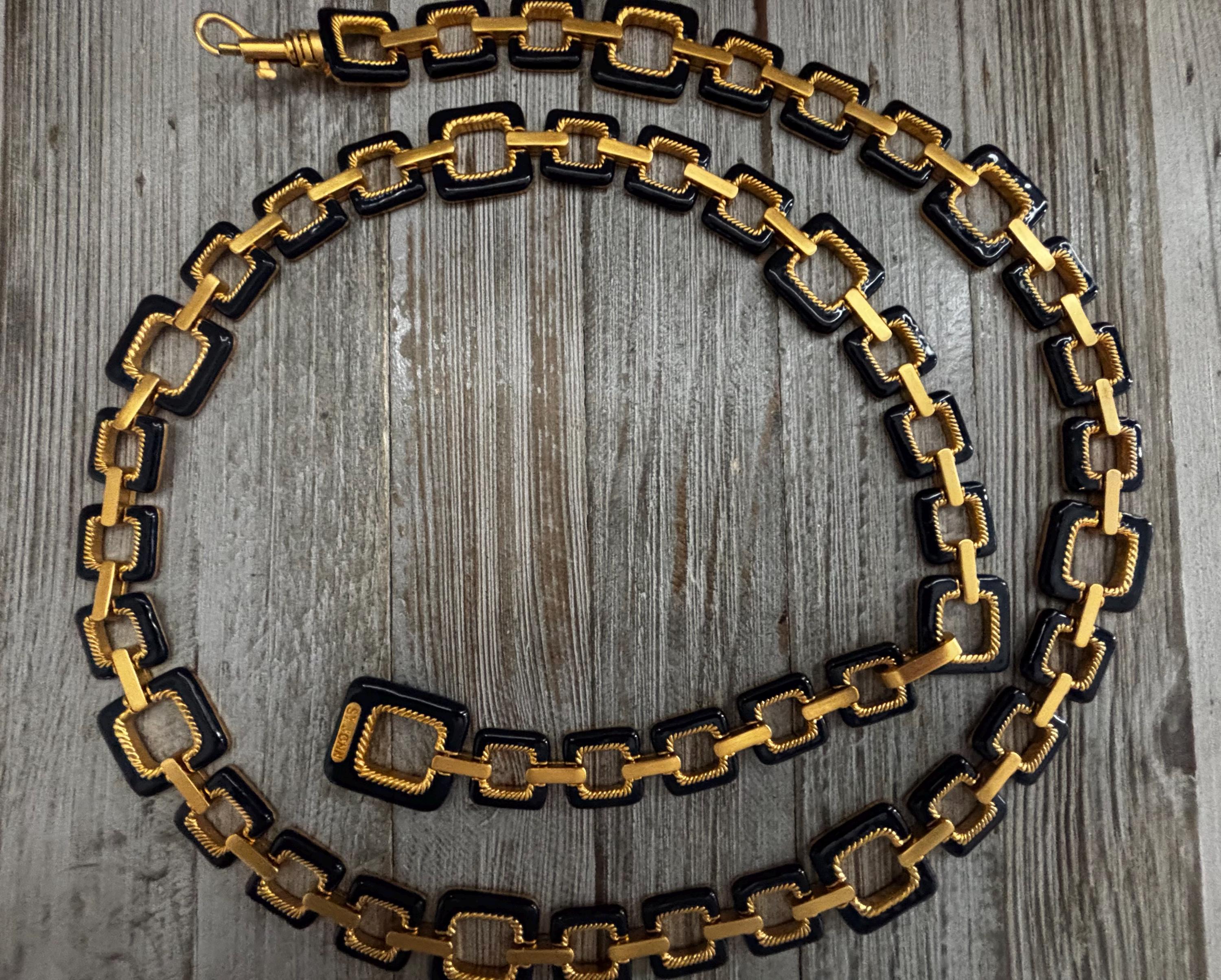 St. John Gold-Tone Multi-Chain Belt with Signature Medallions Vintage St John Triple-Strand Enamel Logo Chain Belt II – Recess main image 3