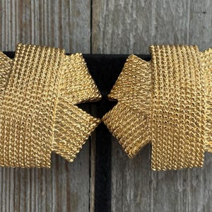 Gorgeous Vintage 1980&#39;s-90&#39;s High Quality Large Gold Modern Statement Clip Earrings