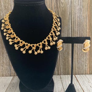 Stunning KJL/Kenneth Jay Lane Vintage 1990&#39;s  Modern Gold With Rhinestones Runway Statement Necklace And Pierced Earring Set