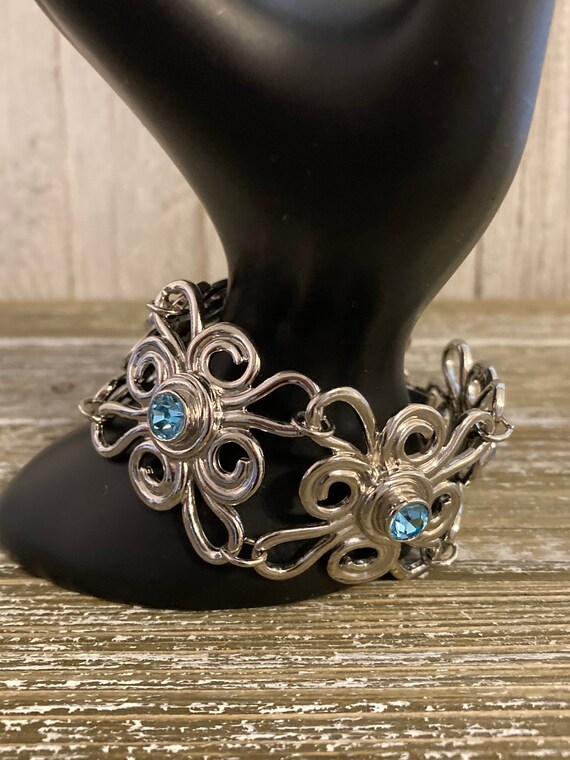 Beautiful Vintage 1990's AVON Silver Floral Brace… - image 3