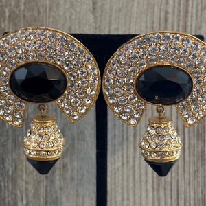 Stunning TARA Signed 1980&#39;s-90&#39;s Heavy Gold And Black Dangle Runway Clip Earrings