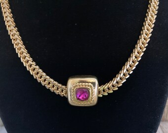 Stunning MONET Signed Vintage 1990's Gold With Pink Rhinestone Classic Collar necklace