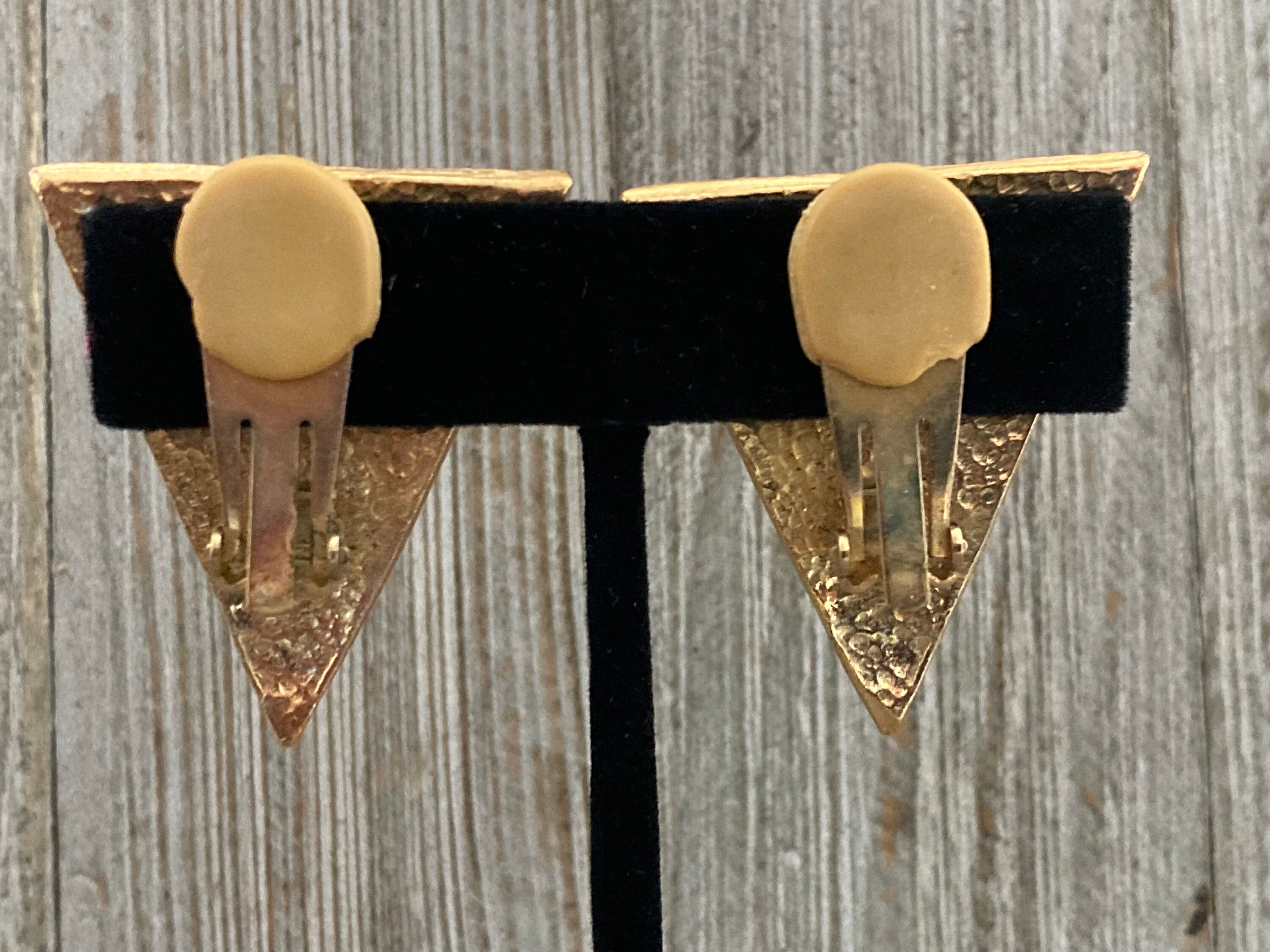 Boucles D'oreilles Vintage Triangles Dorés – Style Années 80