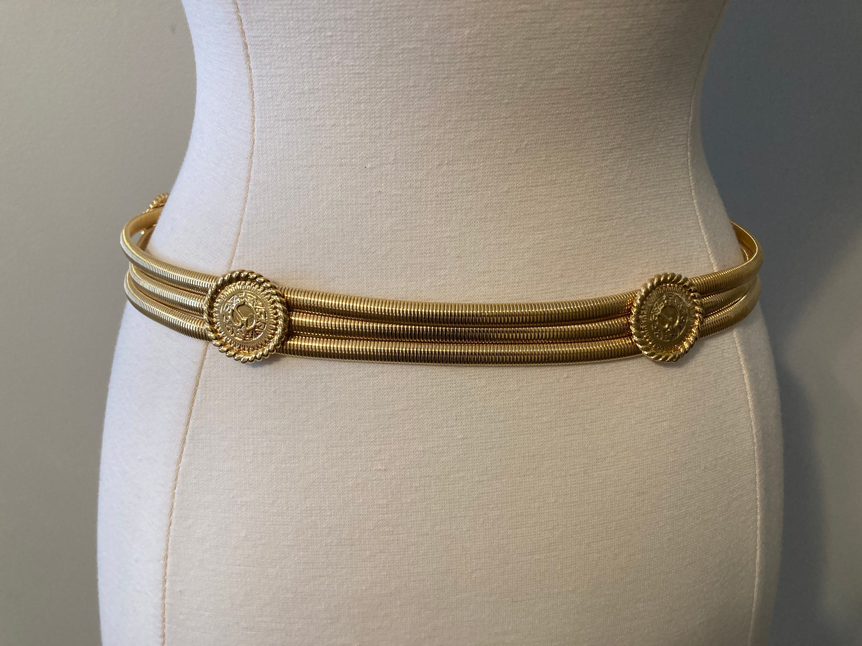 Vintage St John Belt Gold Tone 40\