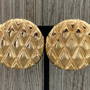 Beautiful Vintage 1980&#39;s-90&#39;s Large Round  Modern Gold Statement Clip Earrings
