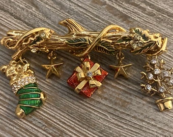 Preciosa ST. JOHN firmó Vintage 1980's-90's oro, rojo y verde clásico broche de declaración navideña