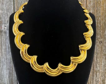 ANNE KLEIN Vintage 1990's Modern Gold Scalloped Runway Collar Necklace