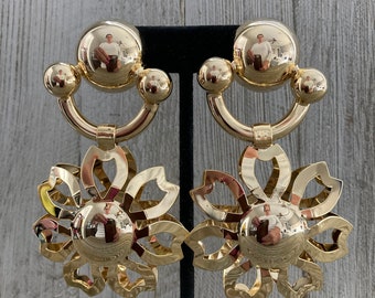 New Old Stock Massive Vintage 1990's Gold Floral Modern Dangle Runway Clip On Earrings
