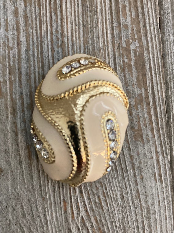 Amazing Vintage 1990's Beige And Gold Oval Classi… - image 2