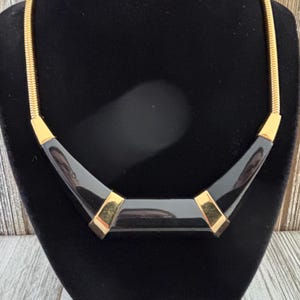 Gorgeous CROWN TRIFARI Signed Vintage 1980's Gold And Black Modern Statement Collar Necklace