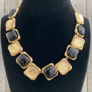 DOLCE VITA Vintage 1990&#39;s Gold Statement Kette mit Schwarzen und Klaren Cabochons
