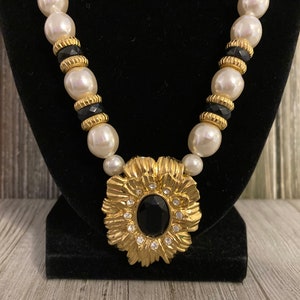 Vintage 1990&#39;s KJL For Avon/Kenneth Jay Lane &quot;New York Collection&quot; Gold & Faux Pearl Floral Statement Pendant Necklace With Rhinestones