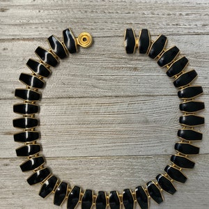 Fabelhafte RAU KLIKIT Vintage 1980er Jahre Schwarz Emaille und Gold Modern Runway Statement Collar Halskette Bild 1